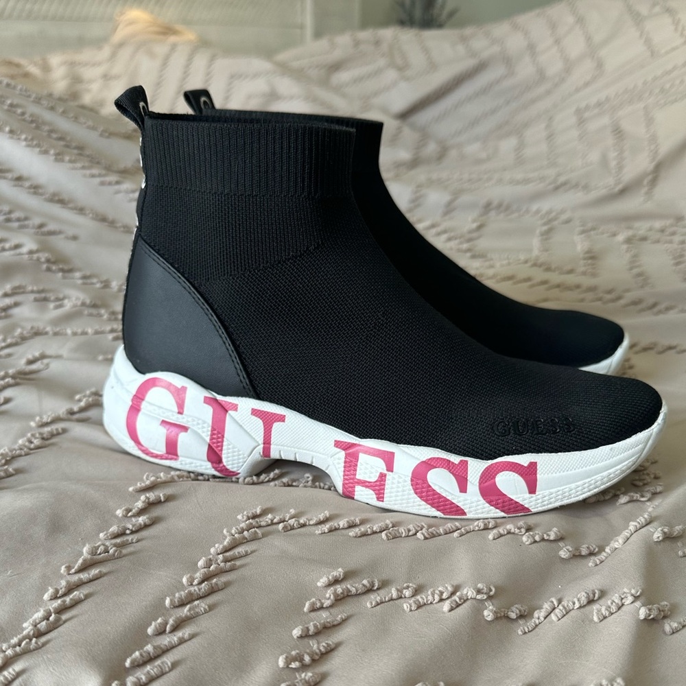 Guess Black White Chunky Sock Sneakers - US 8.5